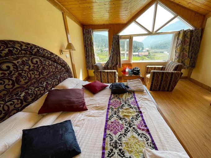 The Quiet Resort Pahalgam Exterior photo