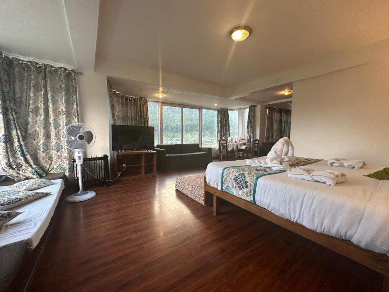 The Quiet Resort Pahalgam Exterior photo